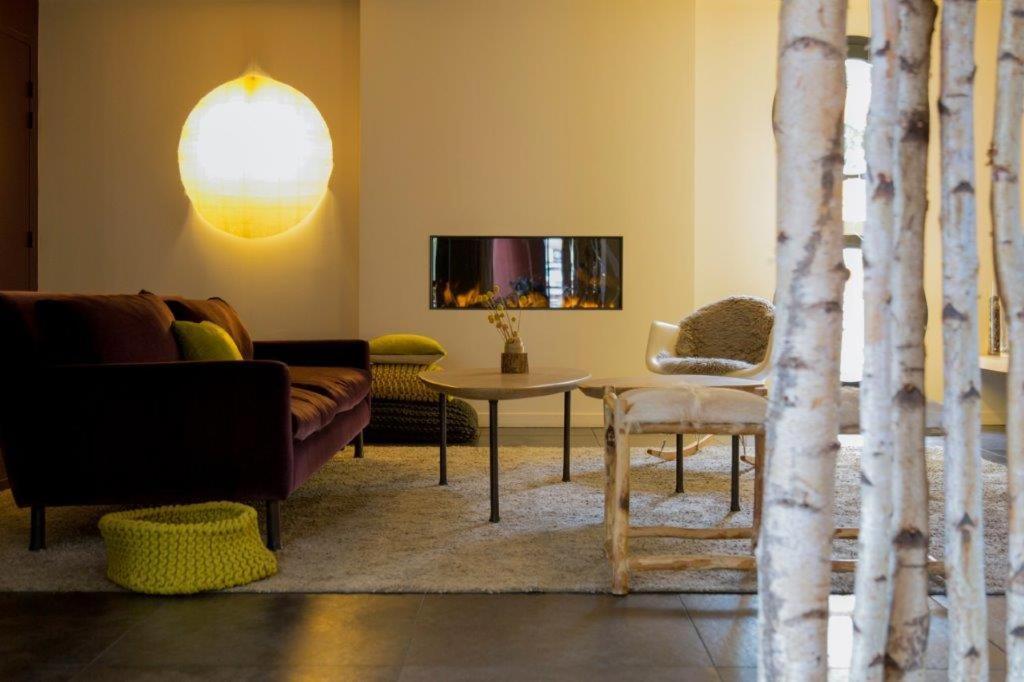 Hotel L’Échappée Belle LʼIsle-Jourdain Esterno foto